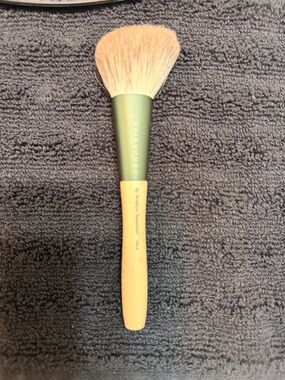 Chikuhodo FO-4 Fox Hair Brush